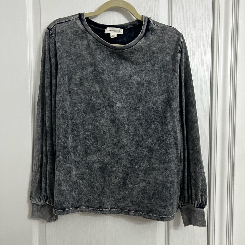NWT Treasure & Bond Acid Wash Blue Crew Neck Top, 100% Organic Cotton, Size L